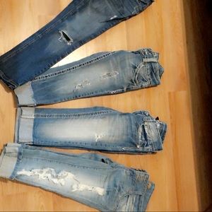 Bundle of 4 Pair of Capris!